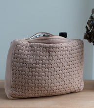 KNITTED TOILET BAG - TOTE - BEIGE - 30X22X11 CM - LARGE