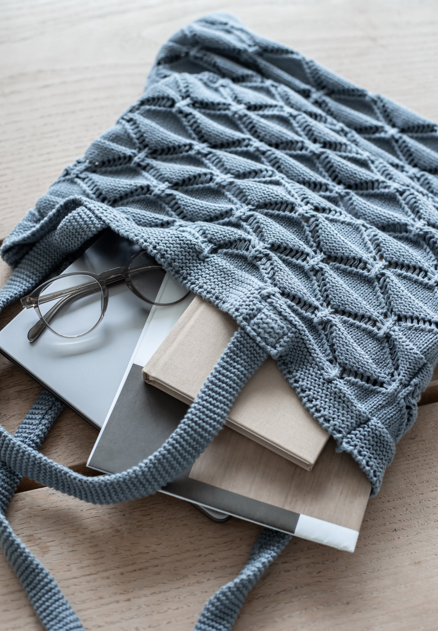 KNITTED NET - GRIFFIN GRAY - 37X37 CM