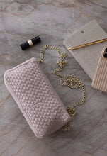 NYHED - STRIKKET CLUTCH - CROSS-BODY-KÆDE - HUSTED VIOLET - 22X11X5CM