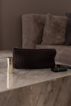 NYHED - STRIKKET CLUTCH - CHOCLATE - 22X11X5CM